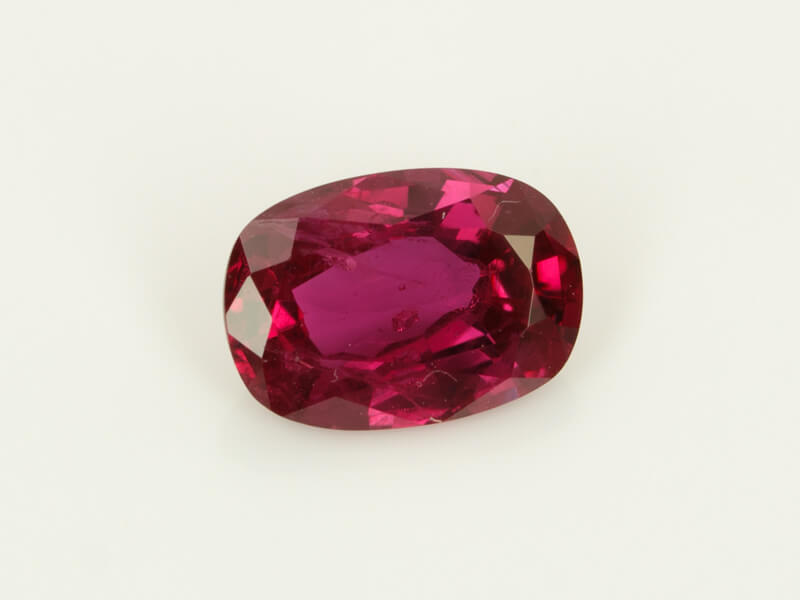 Cushion 1.17ct Red