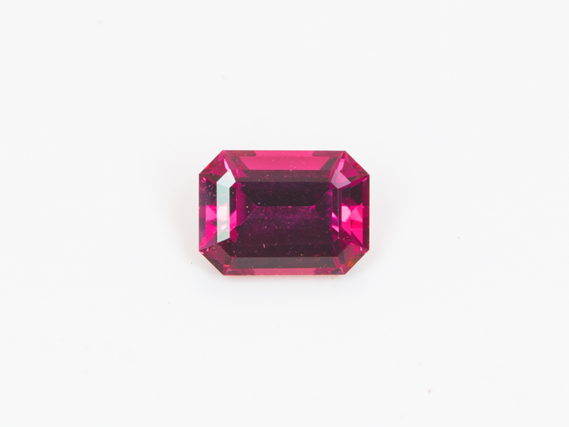 Em Cut 1.26ct Pink